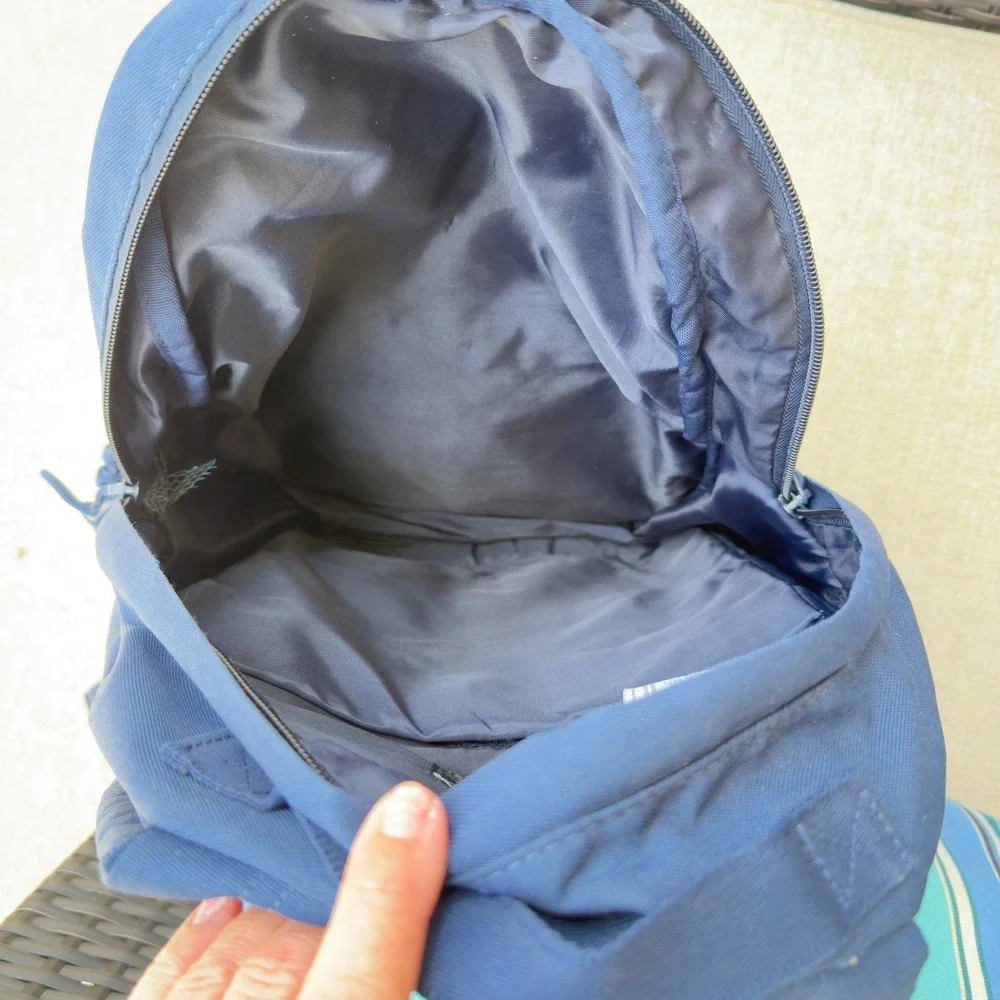 Converse Go Backpack Unisex Laptop Sleeve School Travel Bag Navy Blue